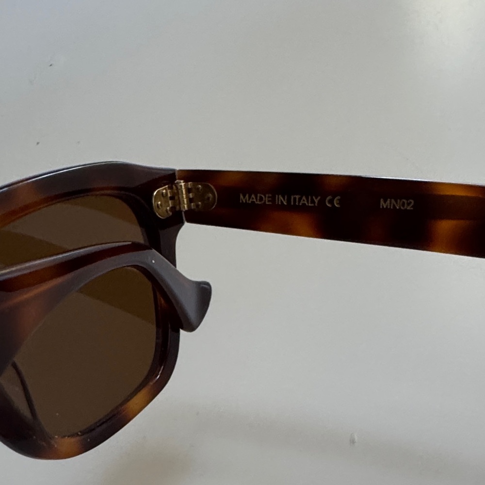 Carla Colour Monaro Tortoise Sunglasses - Picture 11 of 12